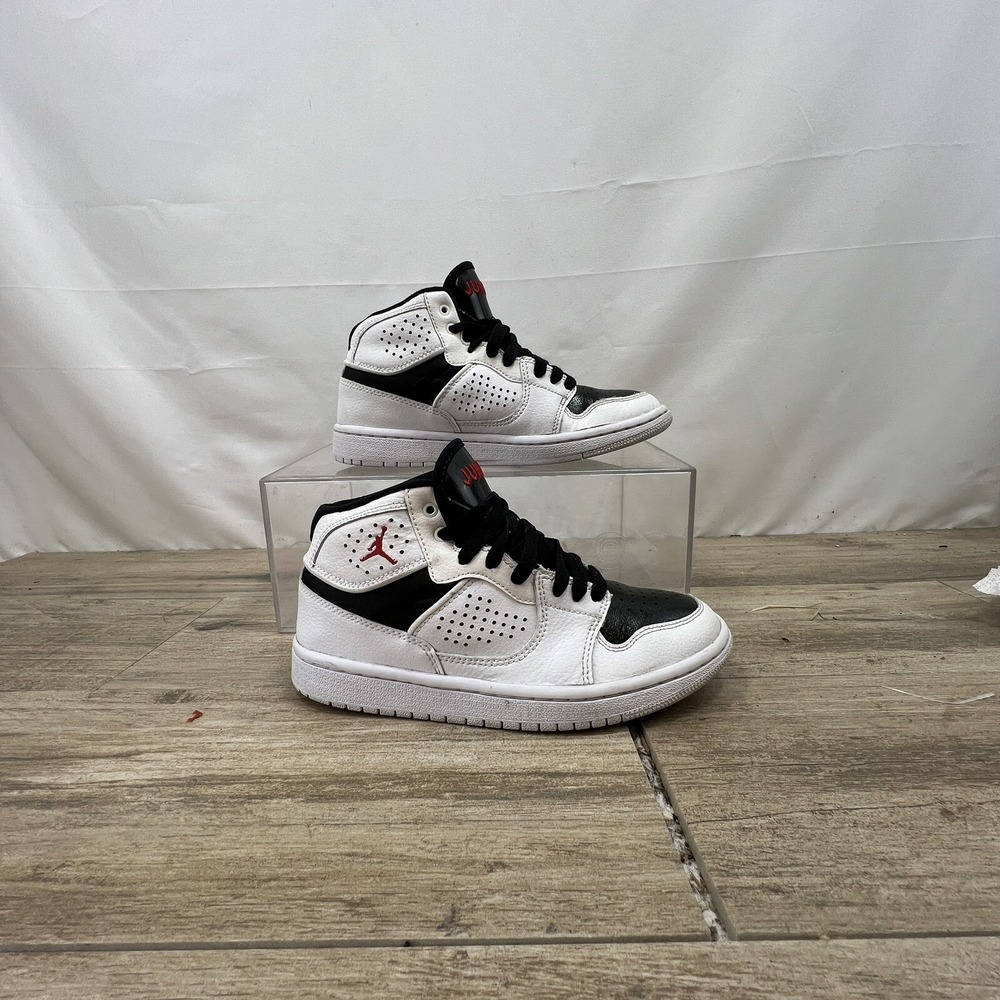 Nike Jordan Access White/Gym Red-Black - Size 4Y
